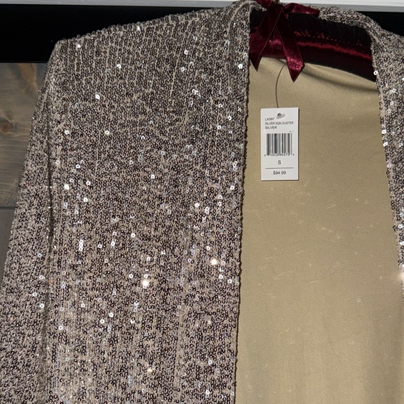 By Together Sparkling Sequin Robe - Picture 3 of 5